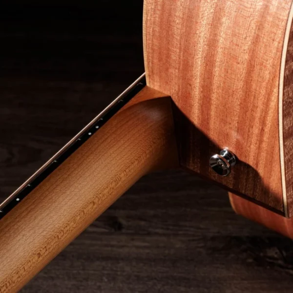 TAYLOR 14CE | Guitarra electroacústica Grand Auditorium con corte